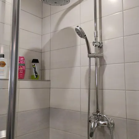 Male Utulne S Koupelnou A Kuchynkou Apartament Svinarov