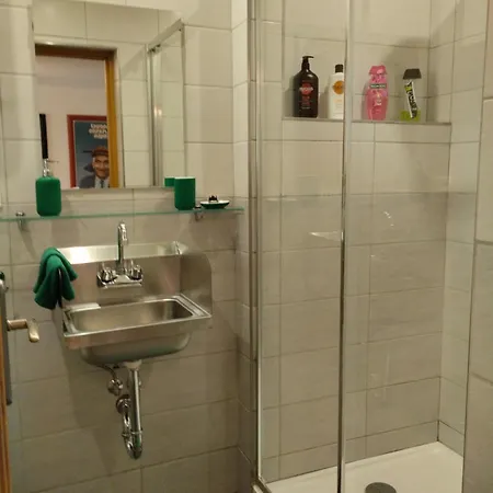 Apartment Male Utulne S Koupelnou A Kuchynkou Svinarov